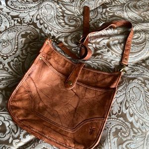 Frye Campus Tan Leather Zip Top Campus Hobo Shoulder Bag Purse EUC